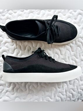 Vince Grady Sneaker Women's 9 Black Leather and Canvas Shoe
